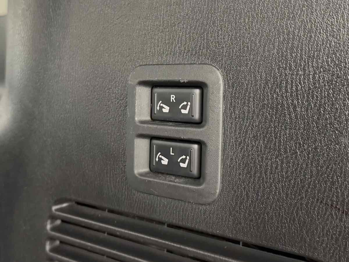 Used 2021 INFINITI QX80 Luxe image 32