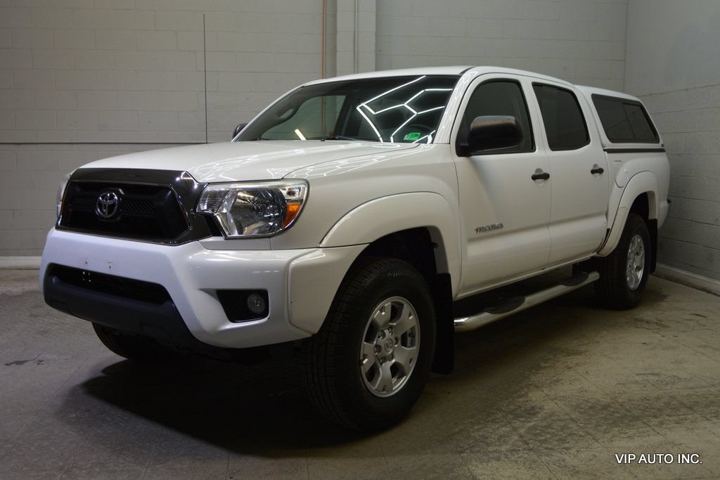 Used 2013 Toyota Tacoma PreRunner w/ SR5 Pkg RWD image 2