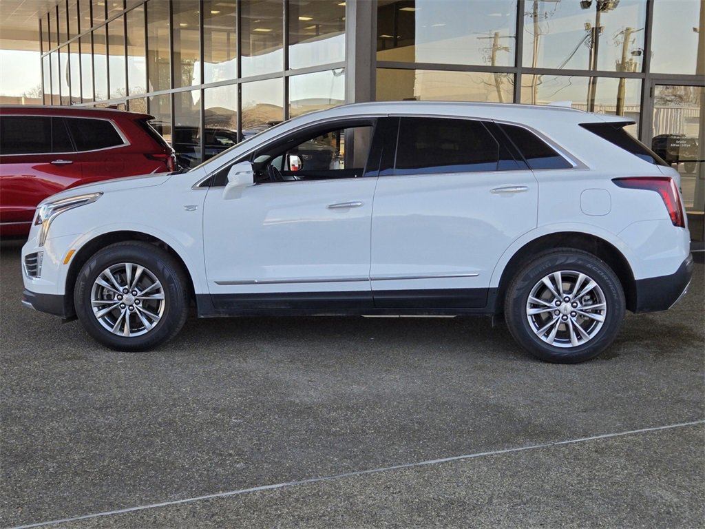 Used 2023 Cadillac XT5 Premium Luxury image 2