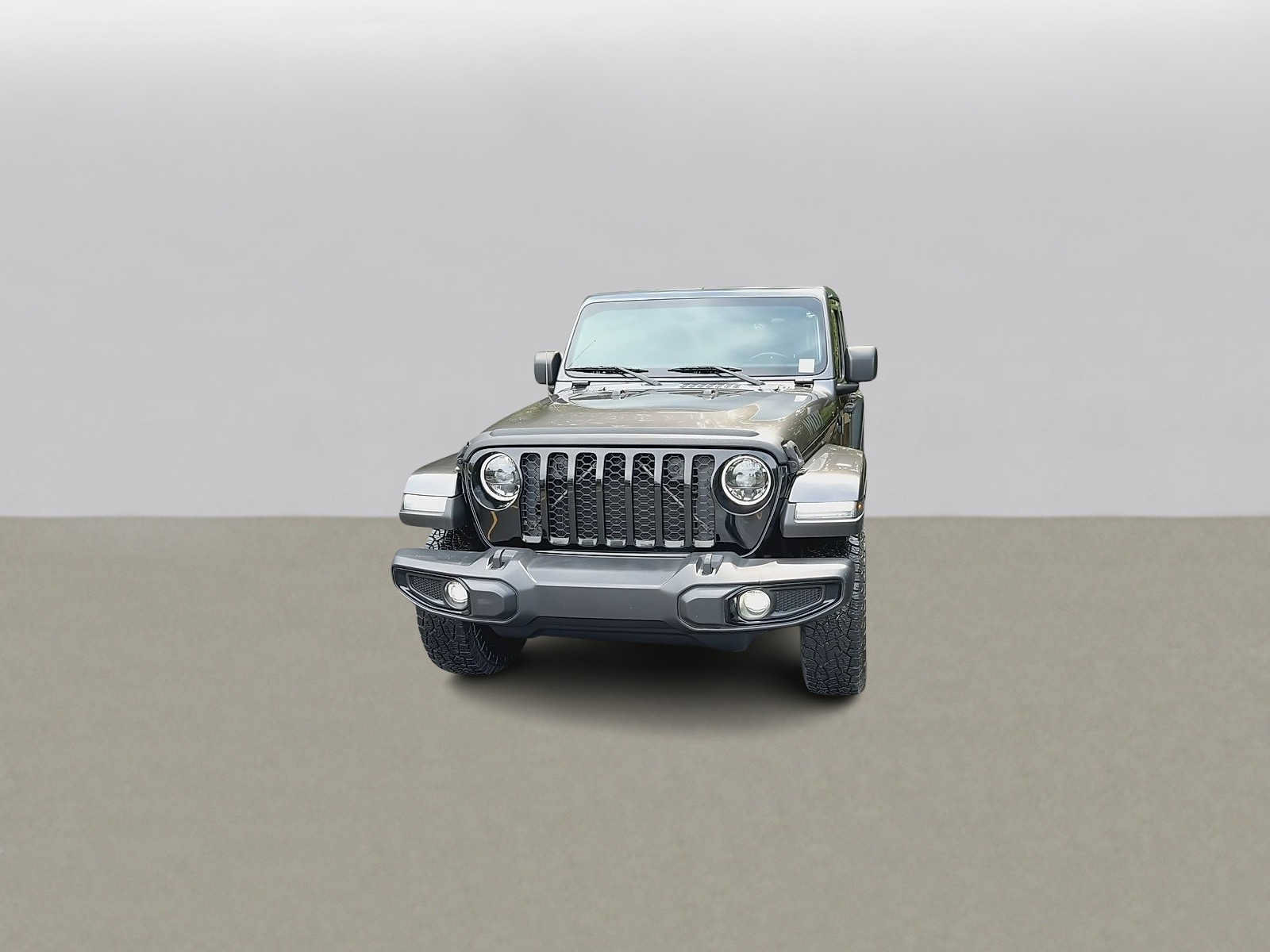 Used 2021 Jeep Gladiator Sport AWD/4WD image 3