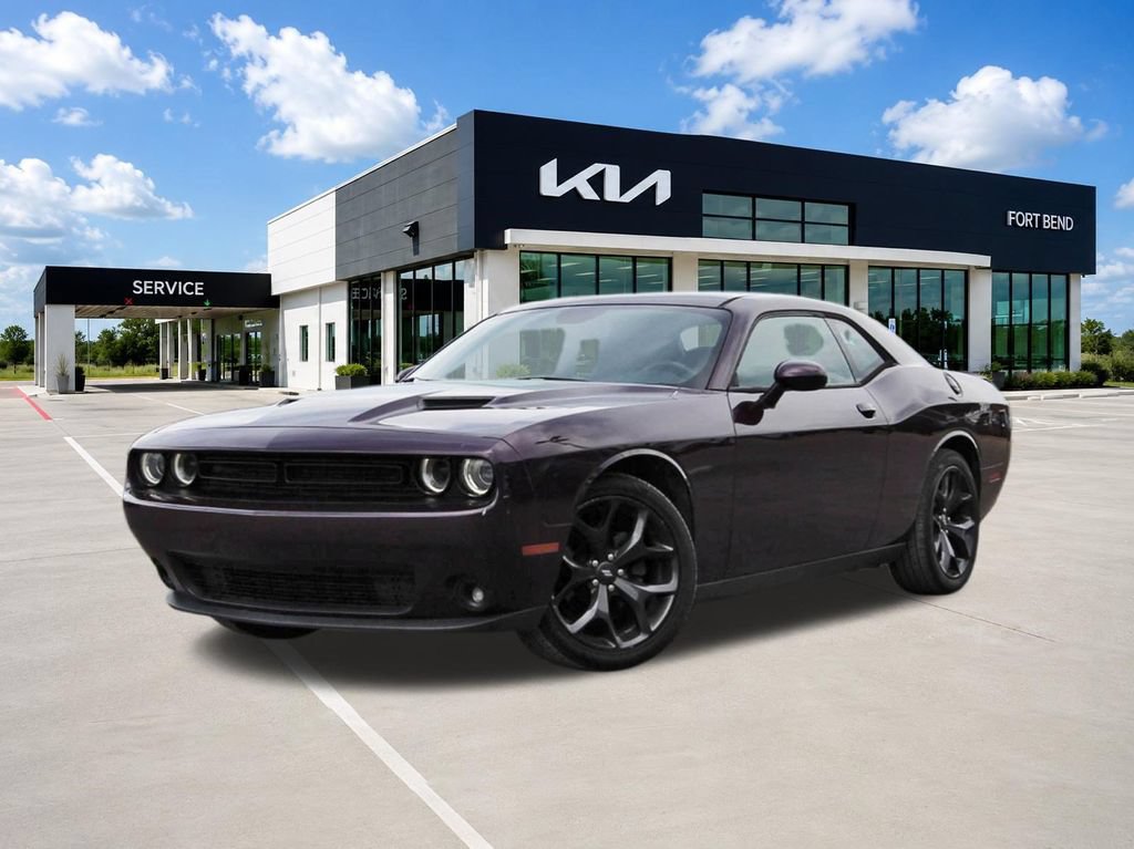 Used 2020 Dodge Challenger SXT w/ Blacktop Package RWD image 1