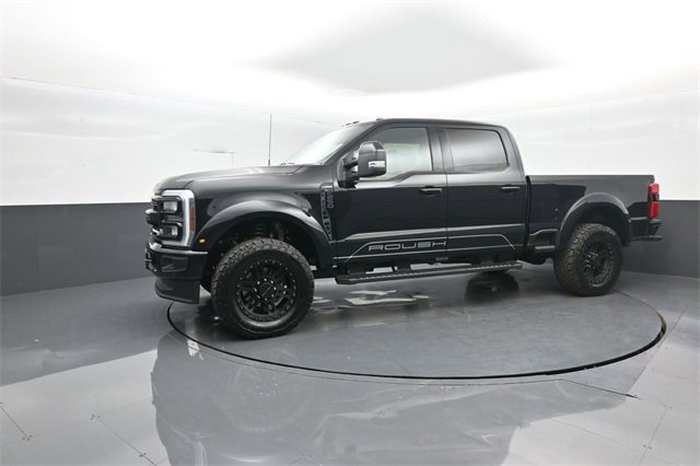 New 2026 Ford F250 Lariat w/ Black Appearance Package image 4