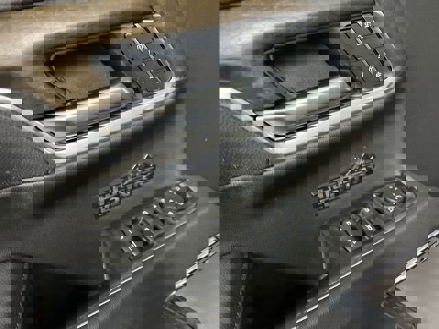 Certified 2025 Chevrolet Silverado 1500 High Country image 24