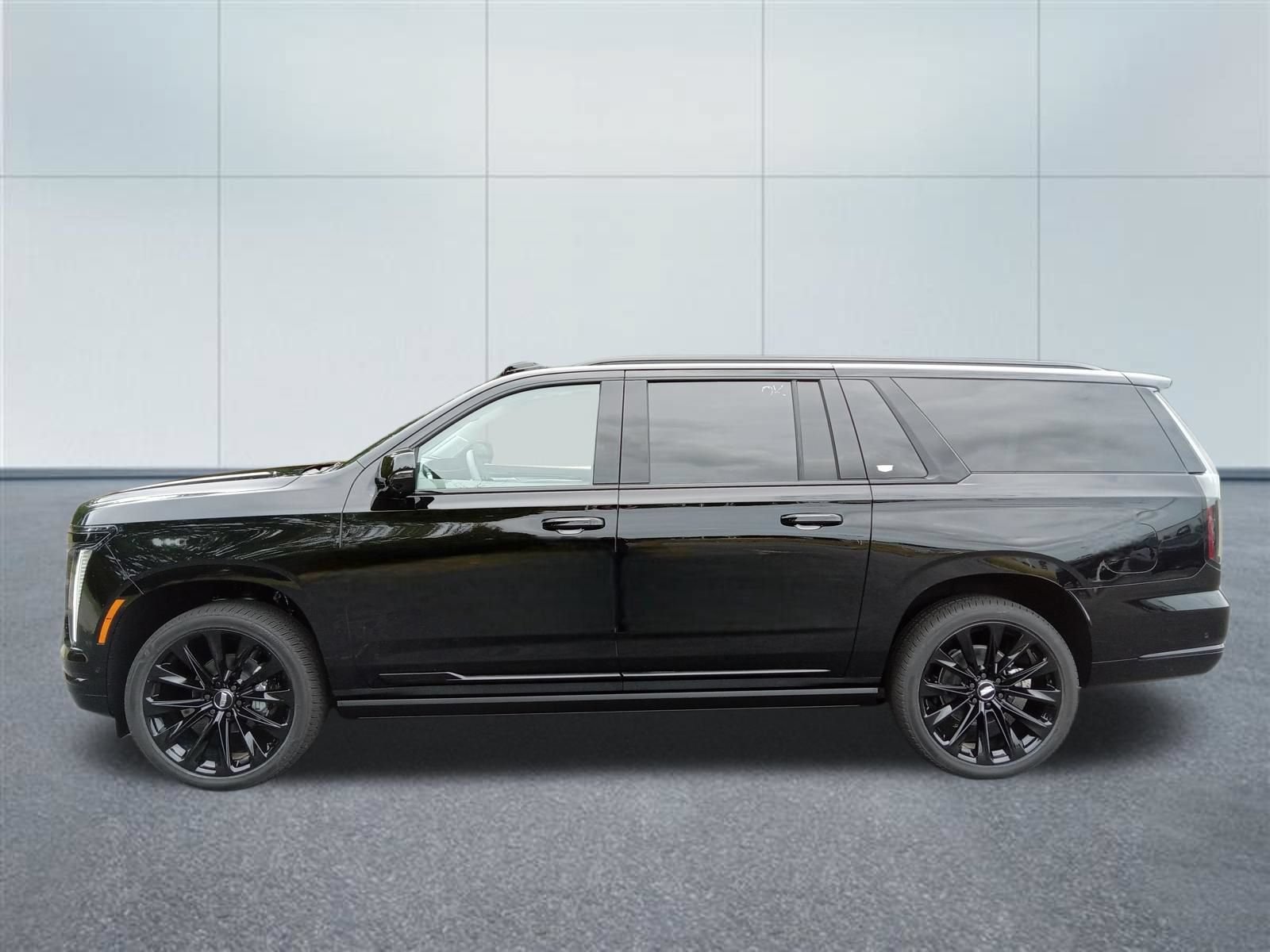 New 2026 Cadillac Escalade ESV Platinum Sport w/ LPO, ONYX Package AWD/4WD image 2