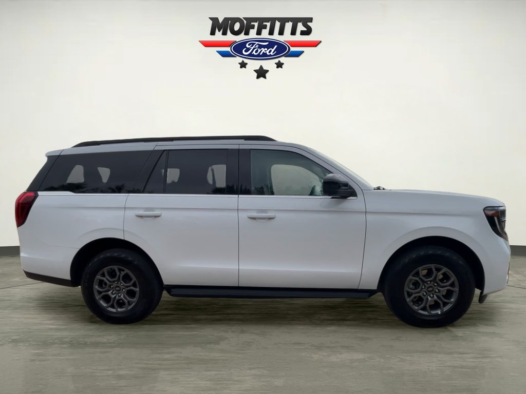 Certified 2025 Ford Expedition Active AWD/4WD image 6