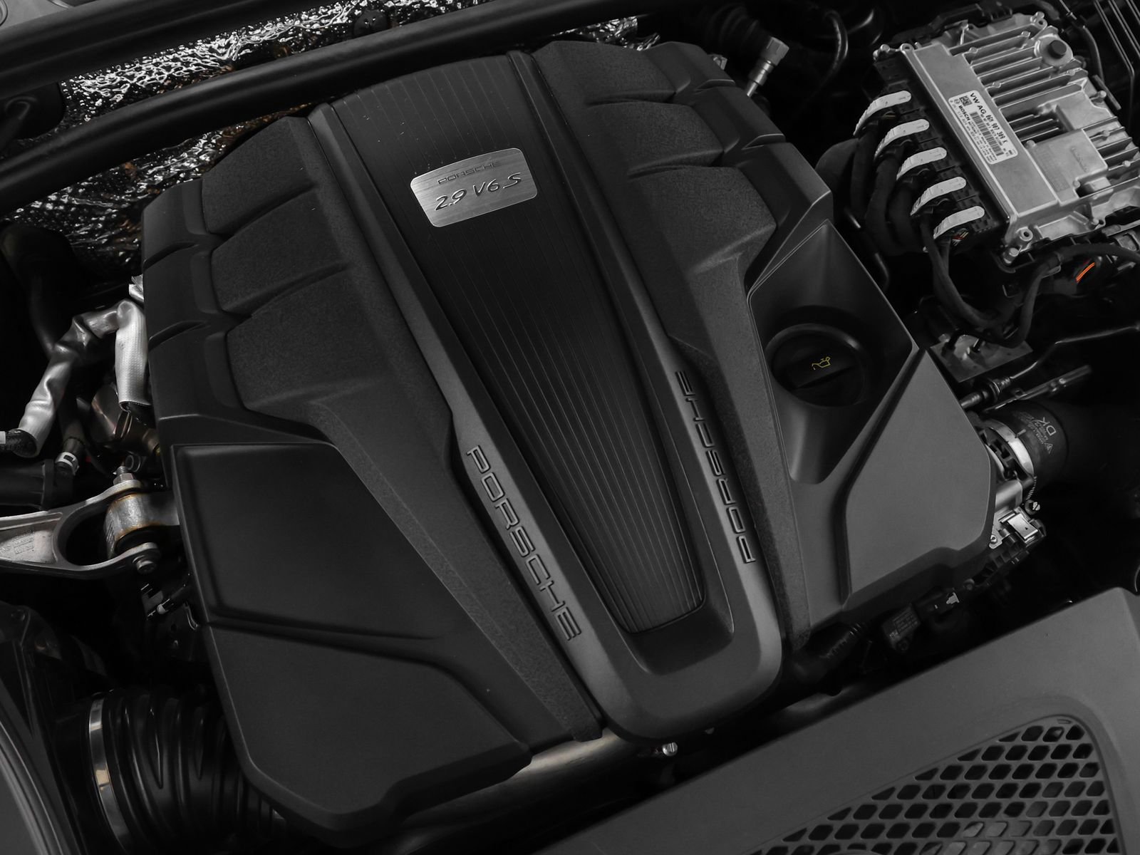 Certified 2023 Porsche Macan S image 18