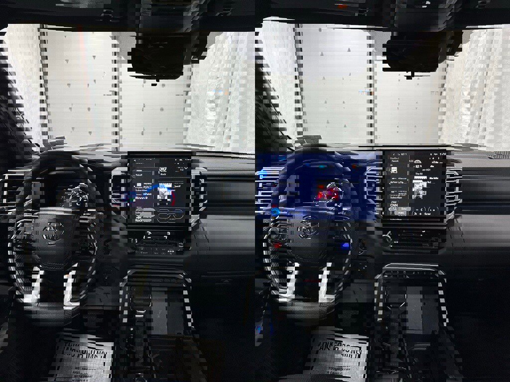 Used 2025 Toyota Tundra Platinum image 18