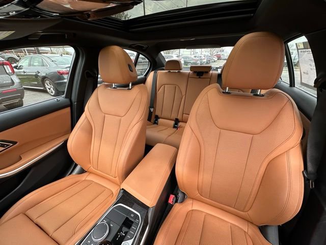 Certified 2022 BMW 330i xDrive Sedan w/ Premium Package 2 image 31