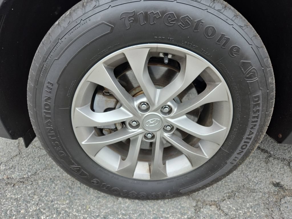 Used 2019 Hyundai Santa Fe SE AWD/4WD image 33