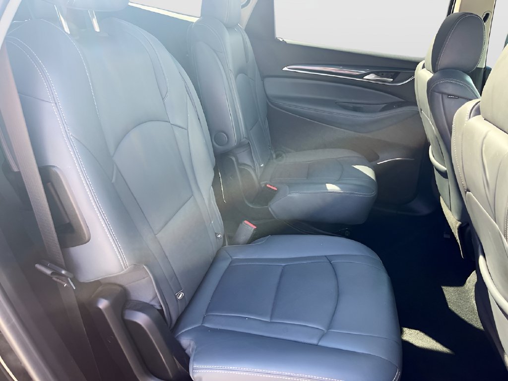 Used 2021 Buick Enclave Essence w/ Sport Touring Edition AWD/4WD image 29