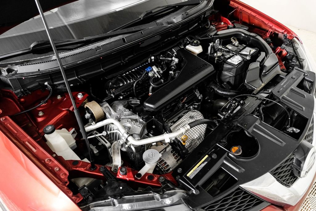 Used 2015 Nissan Rogue SV image 50