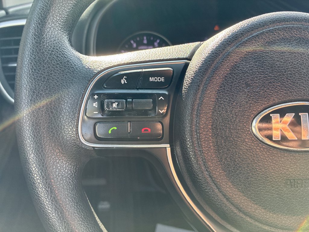 Used 2018 Kia Sportage LX AWD/4WD image 19
