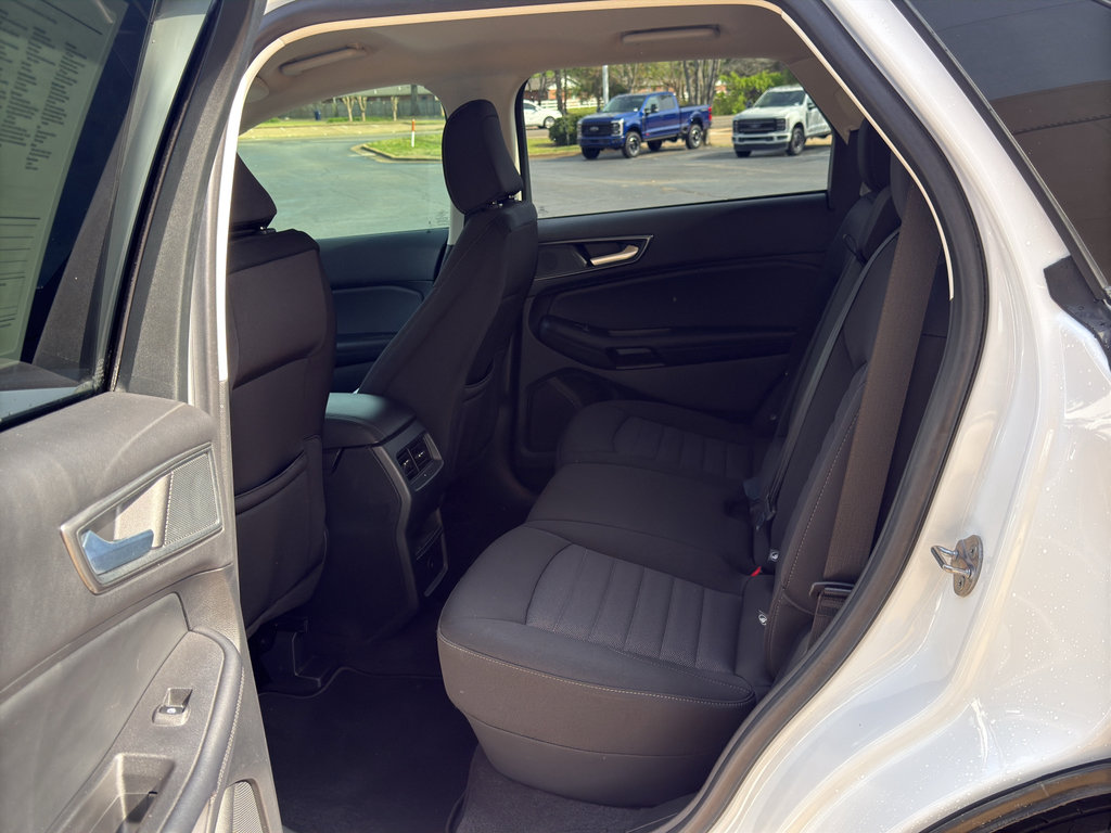 Used 2024 Ford Edge SE AWD/4WD image 10