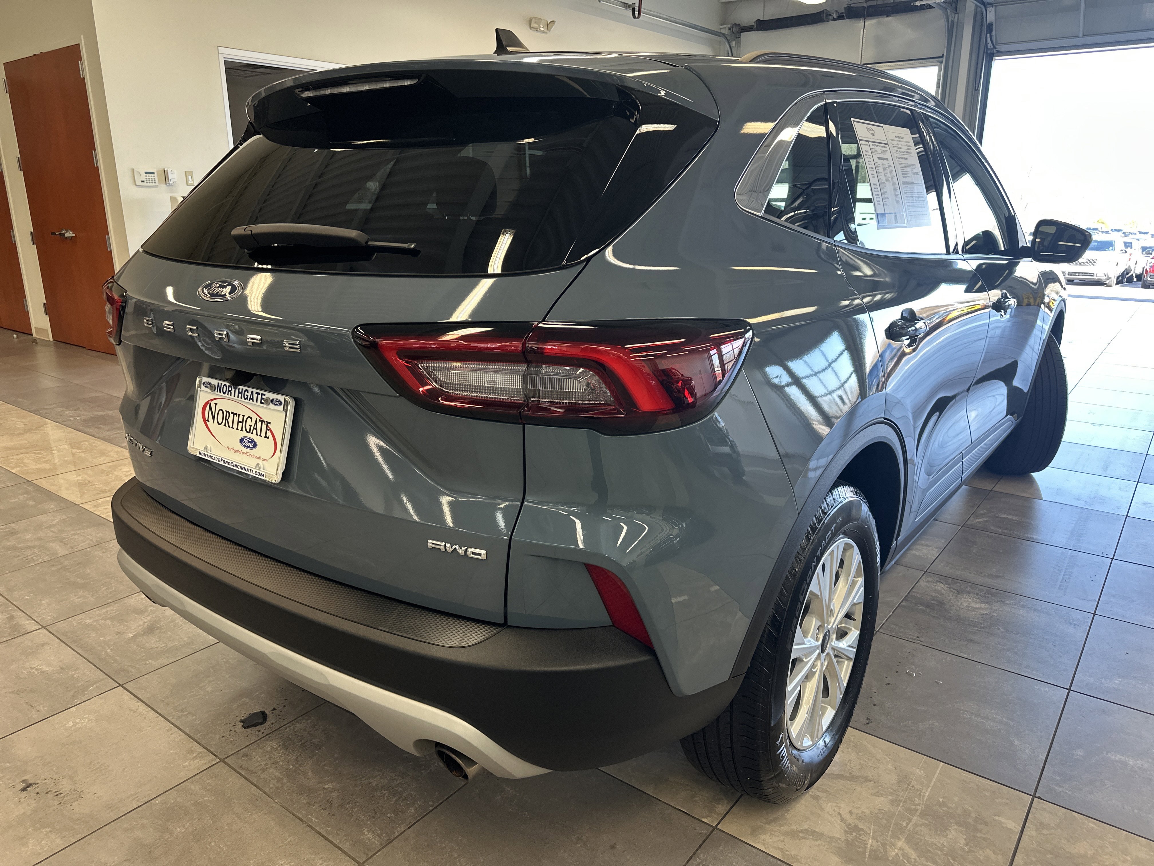 Used 2023 Ford Escape Active image 13