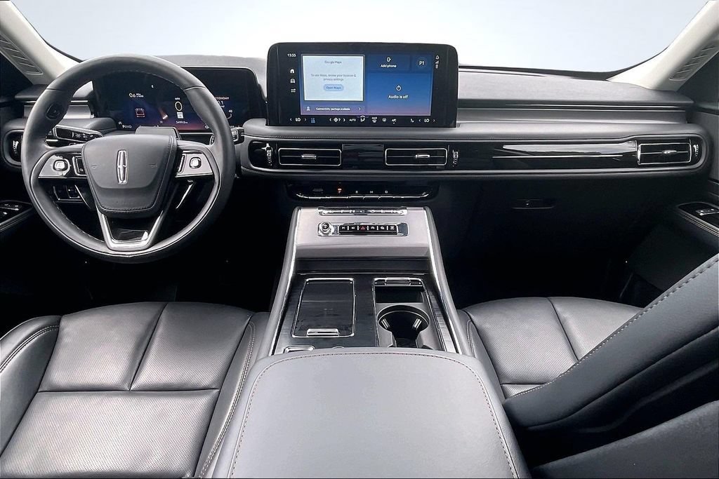 Used 2026 Lincoln Aviator 2WD image 9