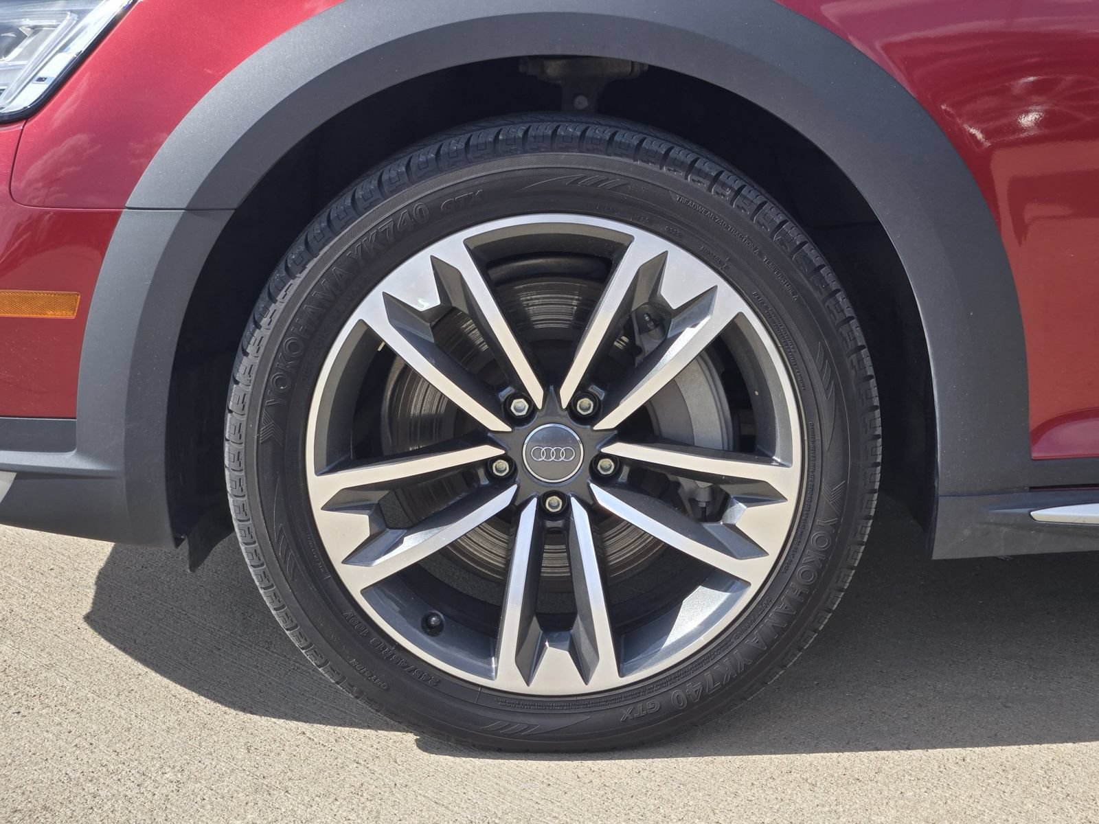 Used 2018 Audi A4 2.0T allroad Premium Plus AWD/4WD image 11