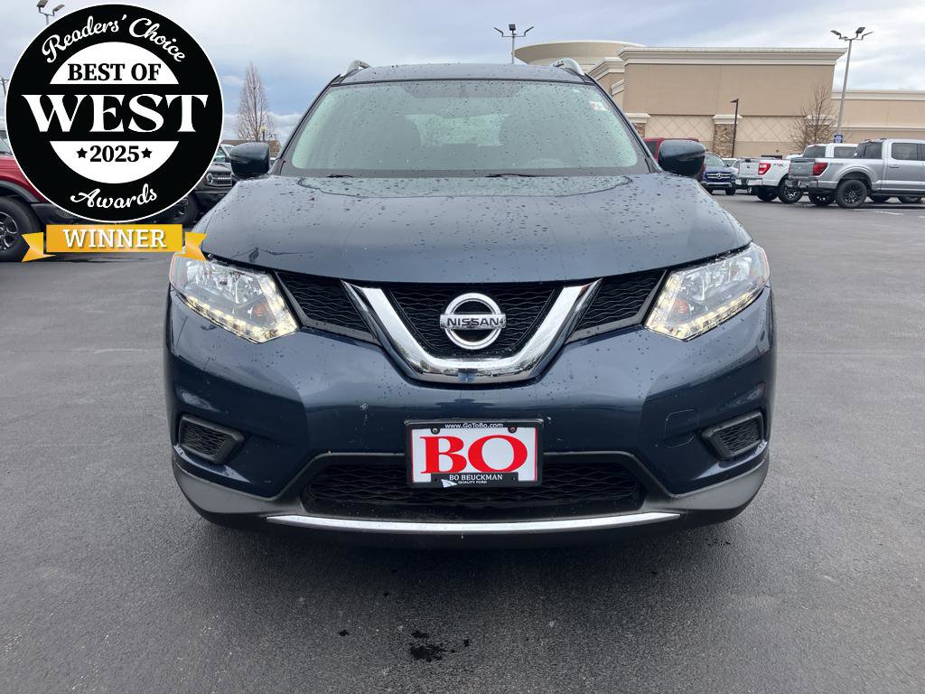 Used 2016 Nissan Rogue SV image 1