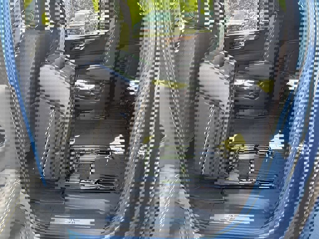 New 2026 GMC Yukon XL Elevation w/ LPO, Floor Liner Package image 53