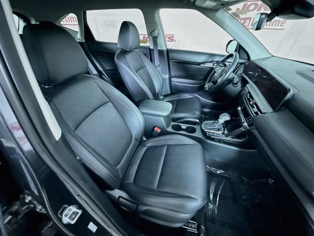 Used 2025 Kia Seltos EX AWD/4WD image 32