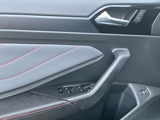 New 2026 Volkswagen Jetta GLI Autobahn FWD image 6