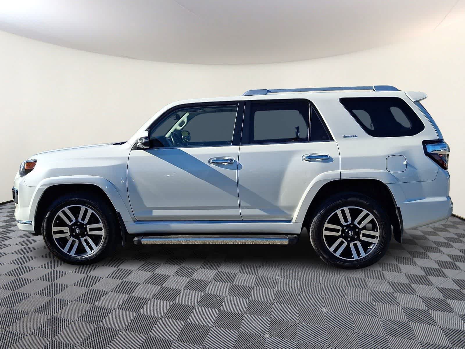 Certified 2023 Toyota 4Runner Limited AWD/4WD image 9