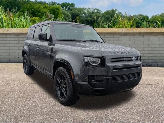 New 2026 Land Rover Defender 110 X-Dynamic SE image 3