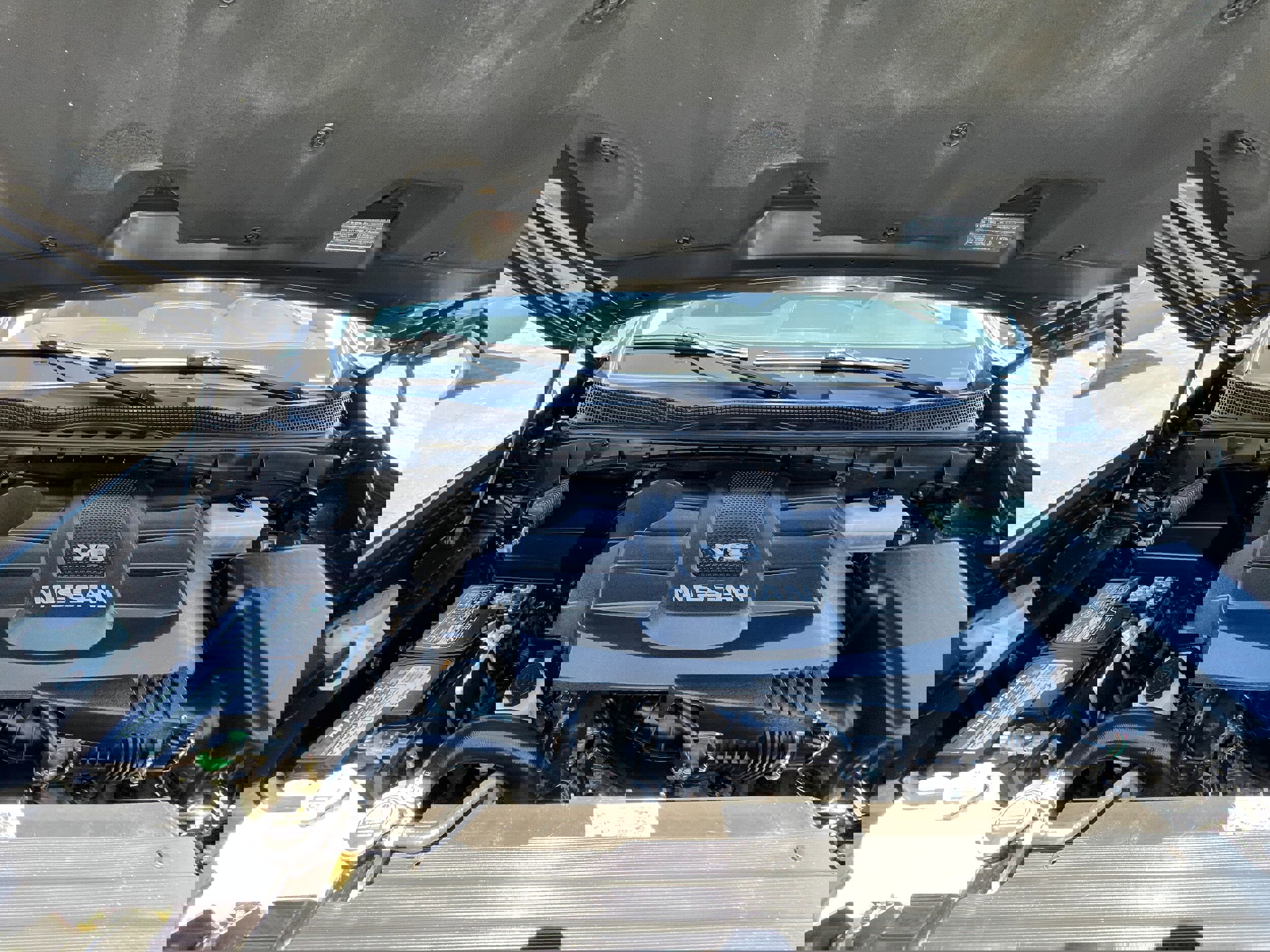 Used 2018 Nissan Titan SV image 32