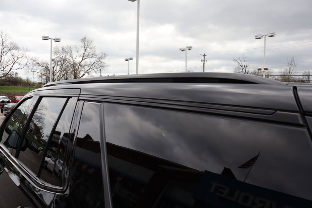 Used 2022 Chevrolet Tahoe Z71 w/ Luxury Package image 36