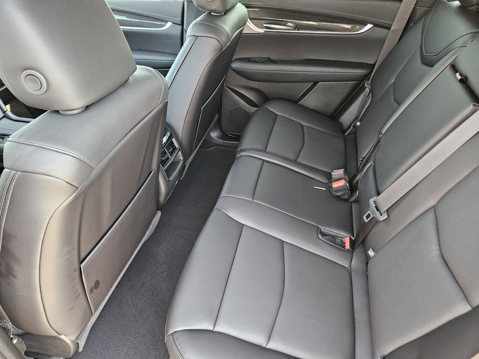New 2026 Cadillac XT5 Sportv w/ LPO, Onyx Lite Package AWD/4WD image 20