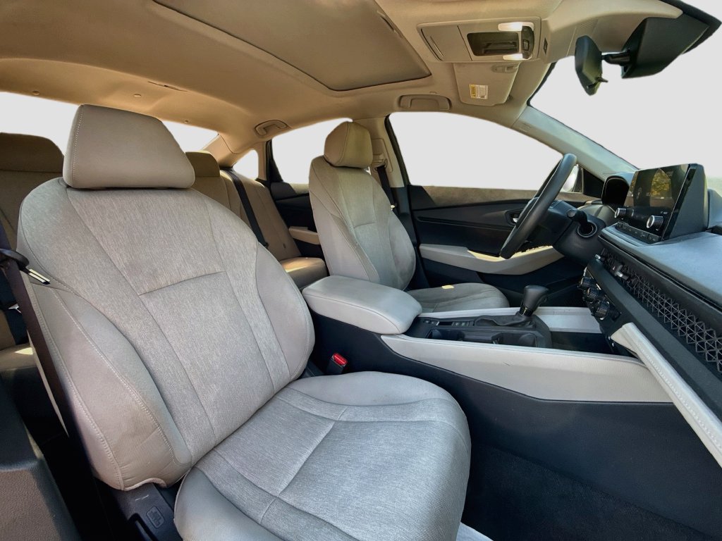 Used 2023 Honda Accord EX image 29