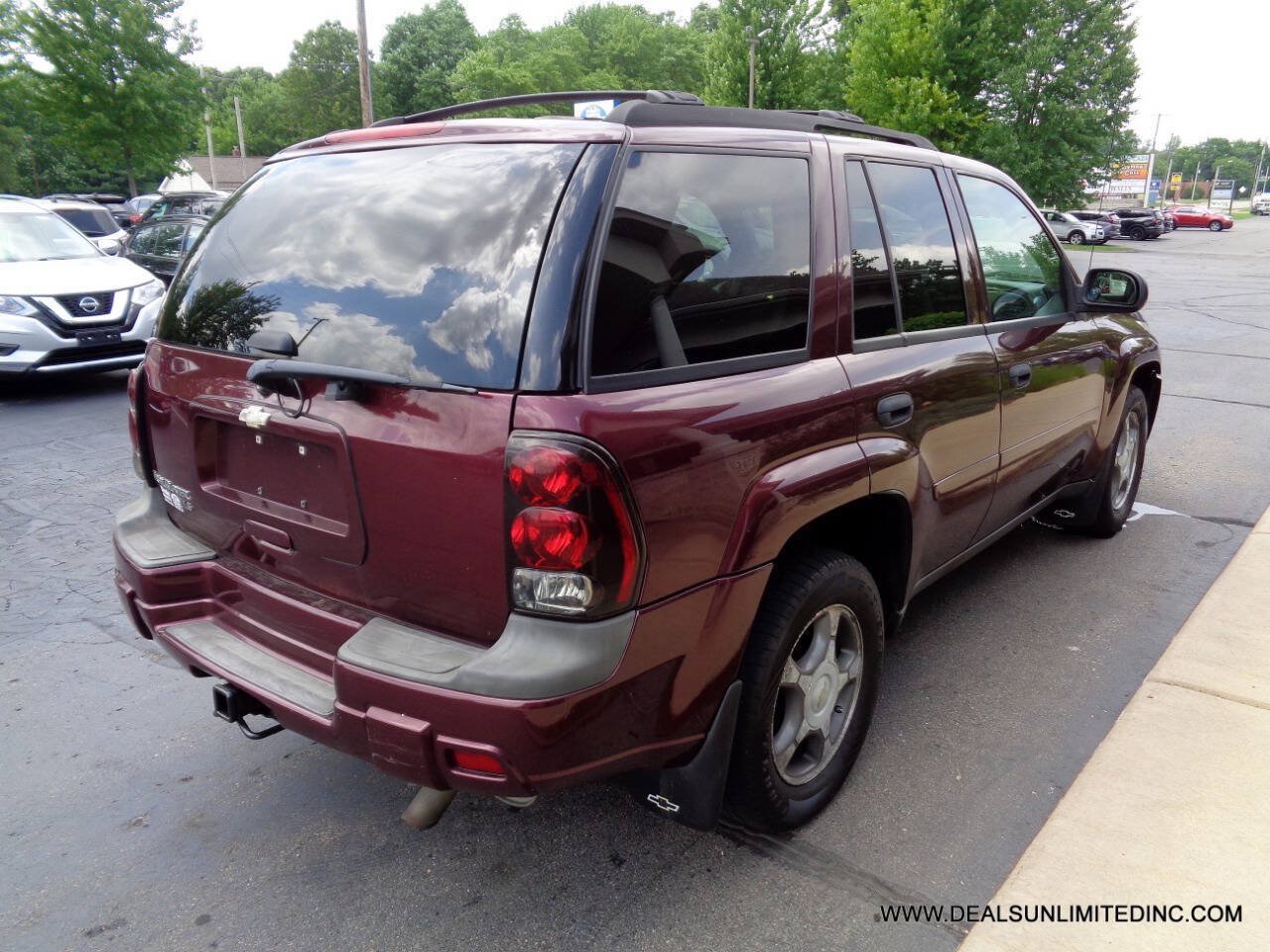 Used 2007 Chevrolet TrailBlazer LS AWD/4WD image 3