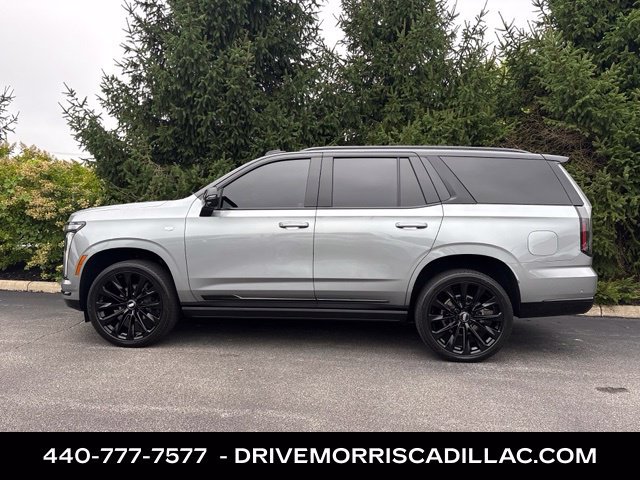 Certified 2025 Cadillac Escalade Sport Platinum w/ LPO, ONYX Package AWD/4WD image 2
