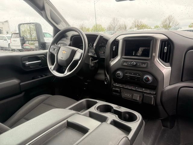 Used 2025 Chevrolet Silverado 2500 Custom w/ Custom Value Package AWD/4WD image 8