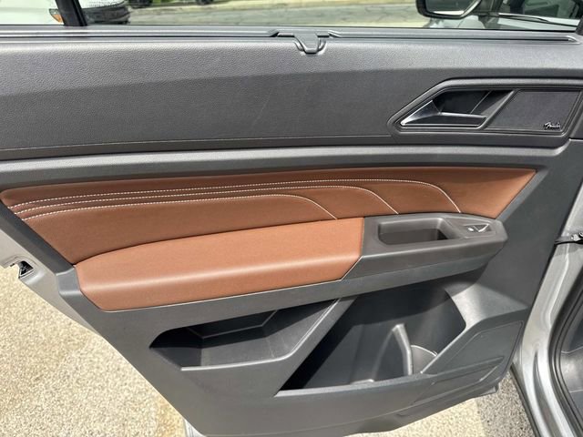 Used 2023 Volkswagen Atlas SEL Premium image 24