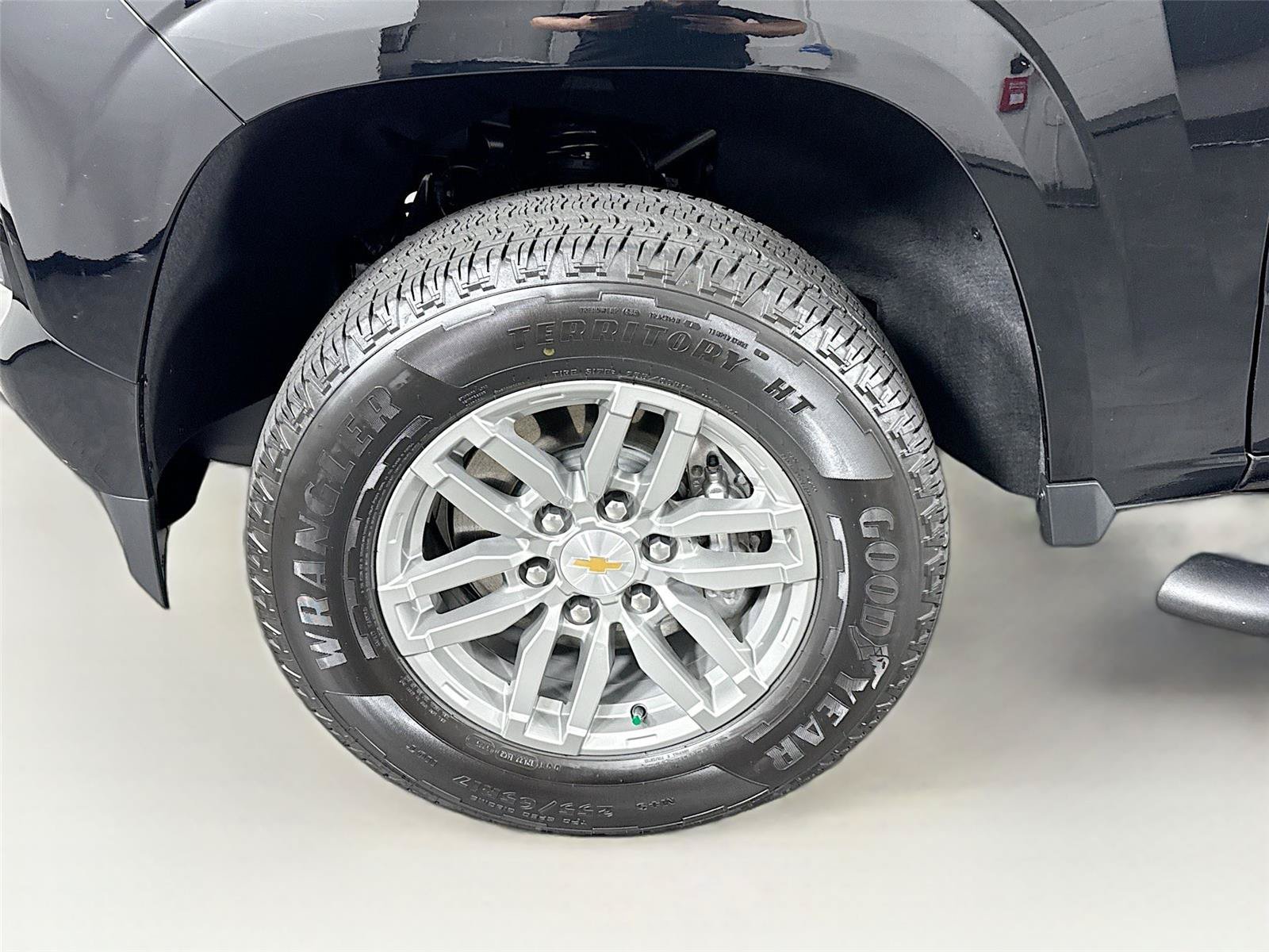 Used 2026 Chevrolet Colorado LT RWD image 43