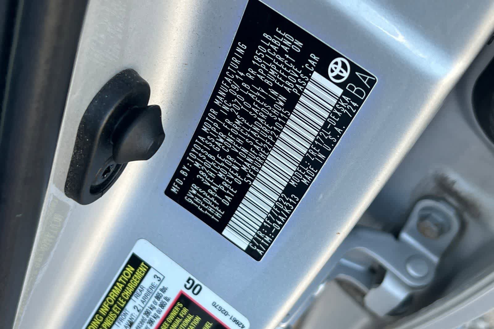 Used 2015 Toyota Corolla S FWD image 34