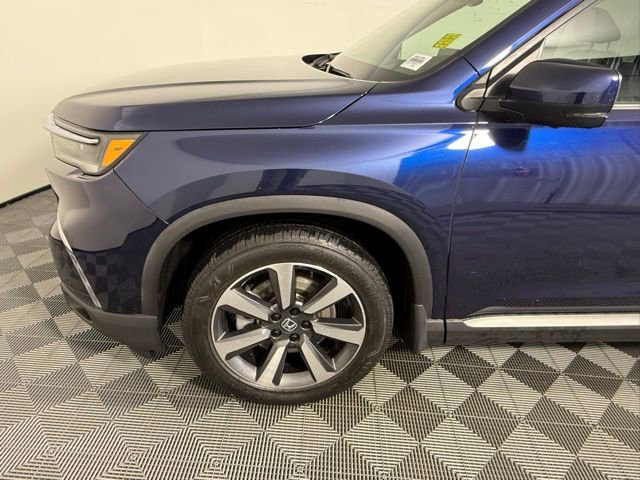Used 2023 Honda Pilot Elite image 12