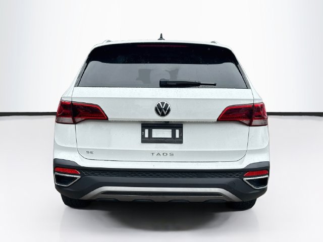 Used 2024 Volkswagen Taos SE FWD image 7