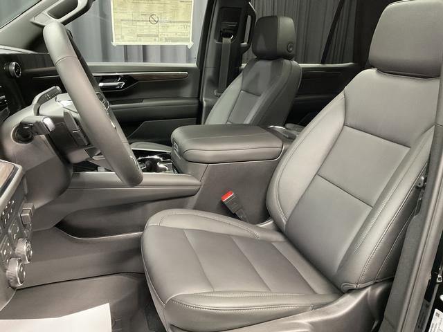 New 2026 Chevrolet Tahoe Z71 w/ Comfort Package AWD/4WD image 16
