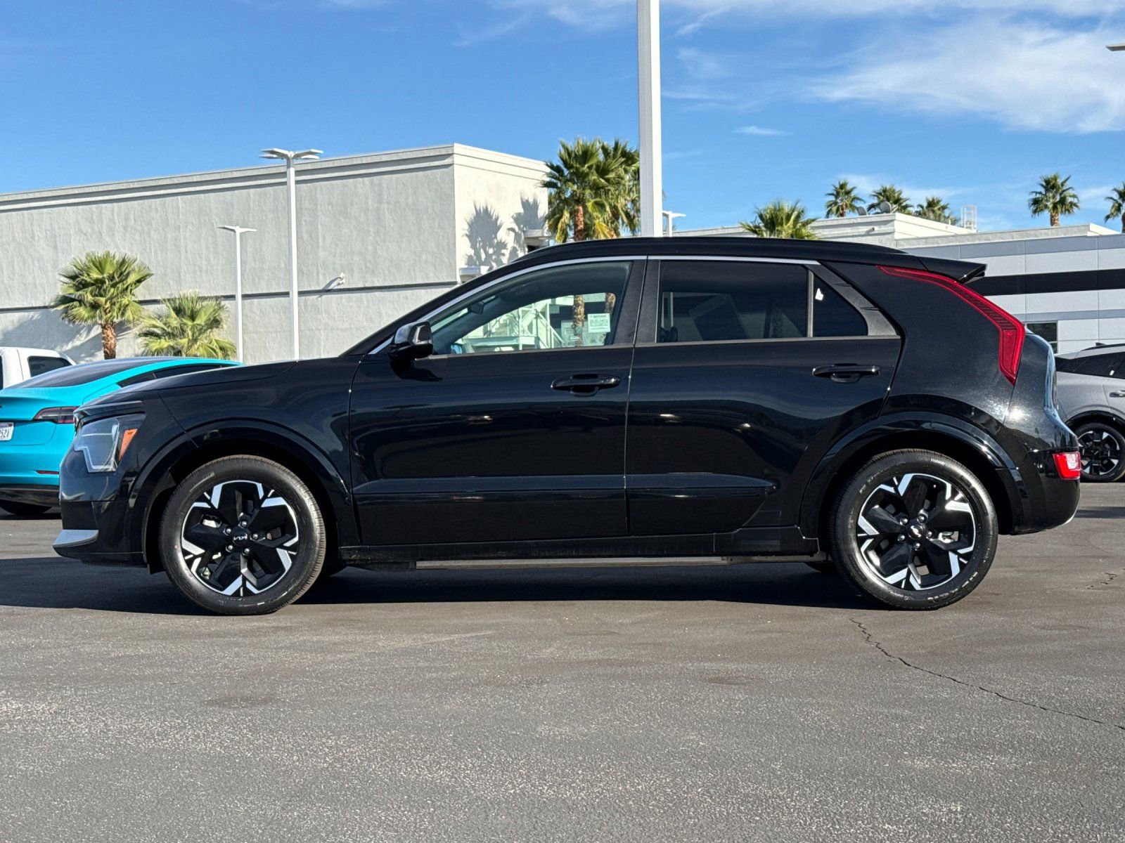 Certified 2023 Kia Niro Wind image 6