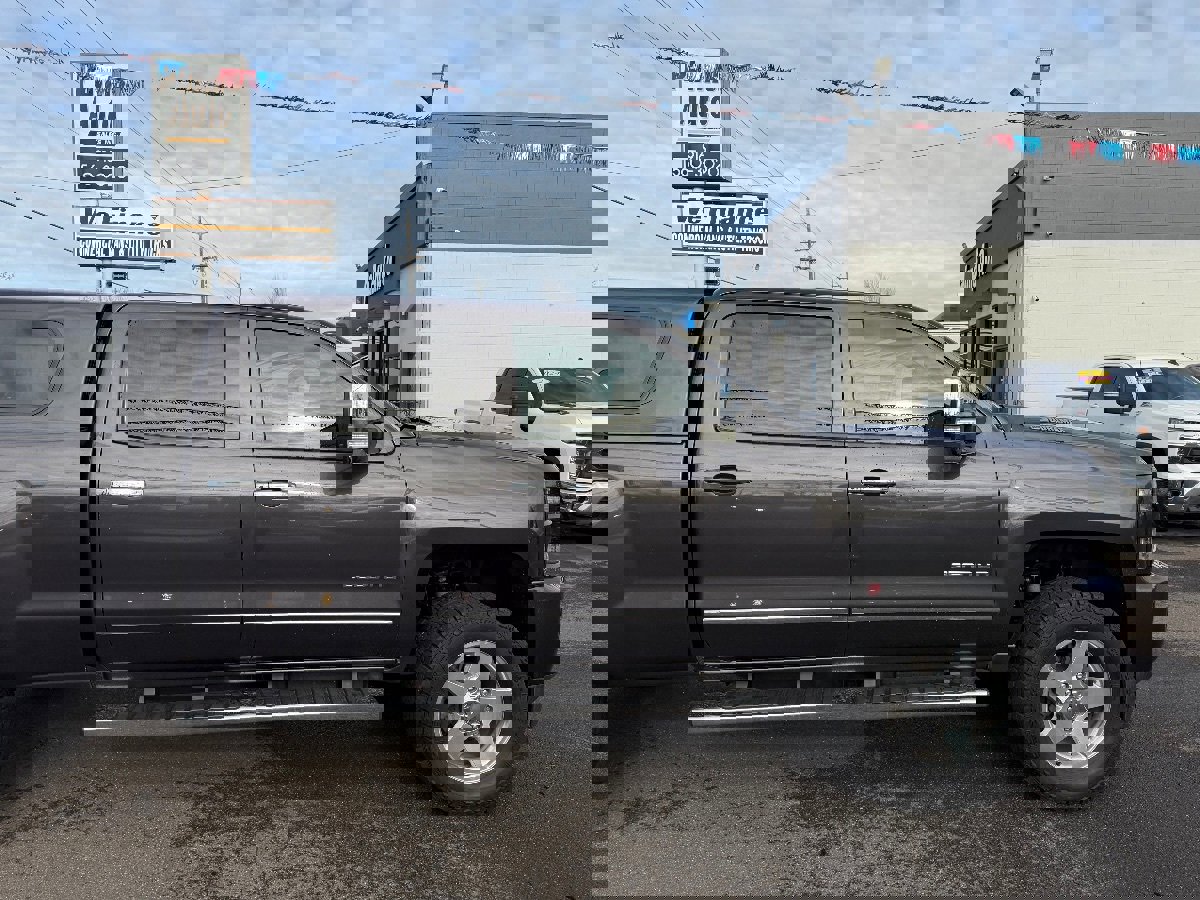 Used 2015 Chevrolet Silverado 2500 LTZ w/ Duramax Plus Package image 9