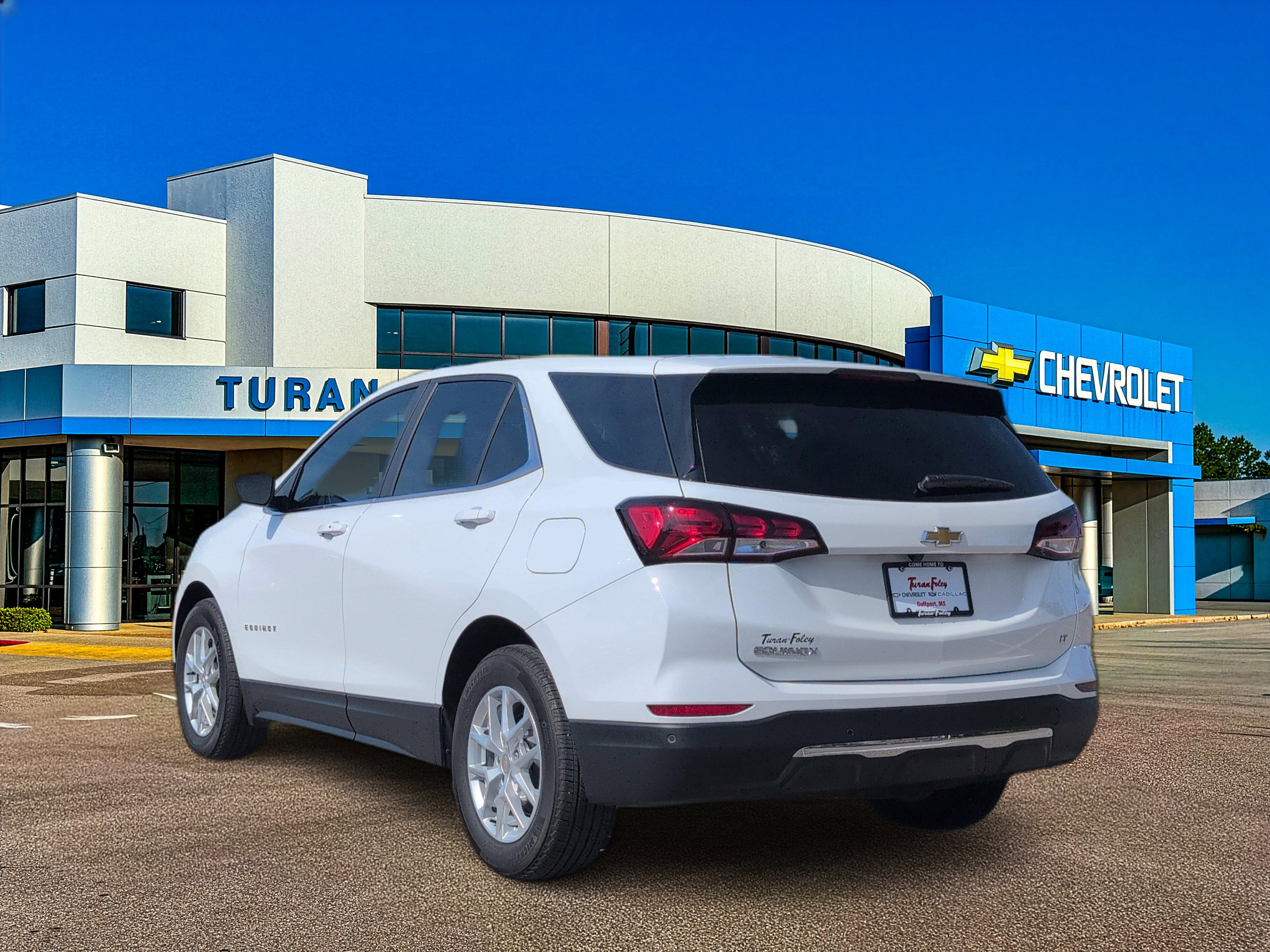 Certified 2024 Chevrolet Equinox LT FWD image 3