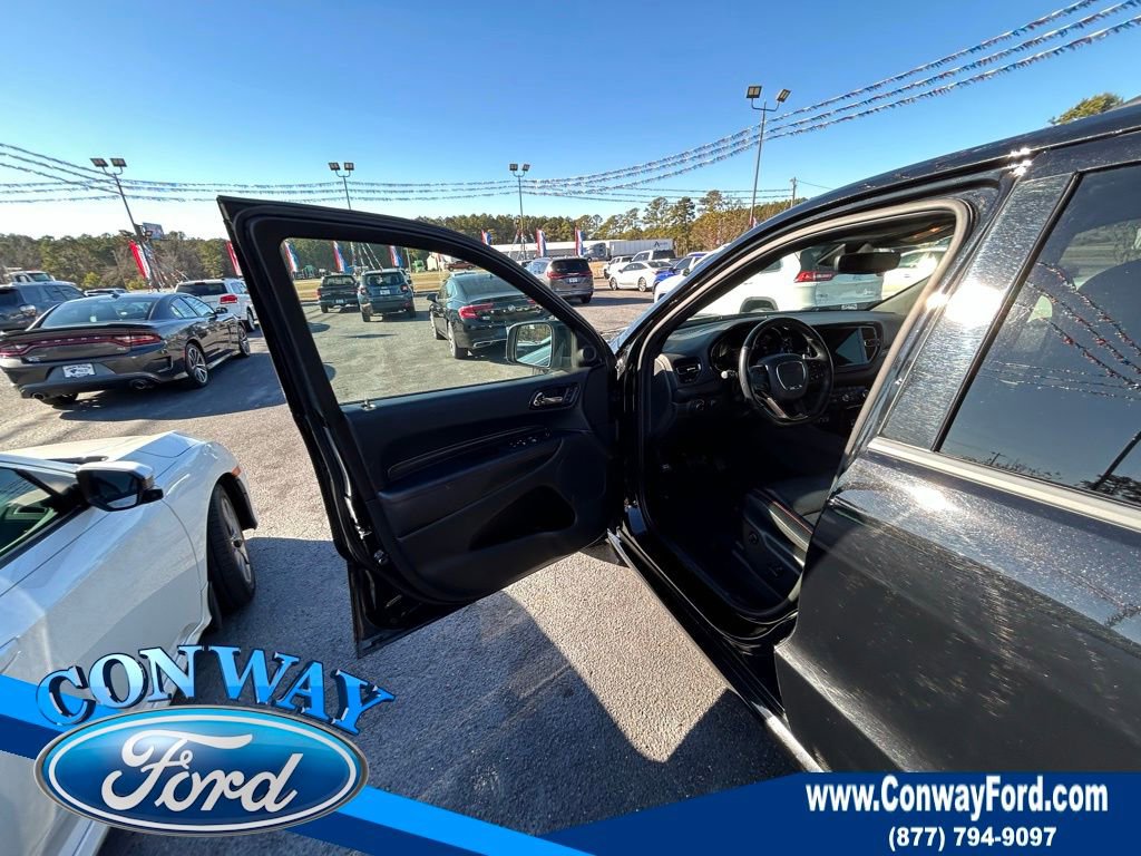 Used 2024 Dodge Durango GT image 28