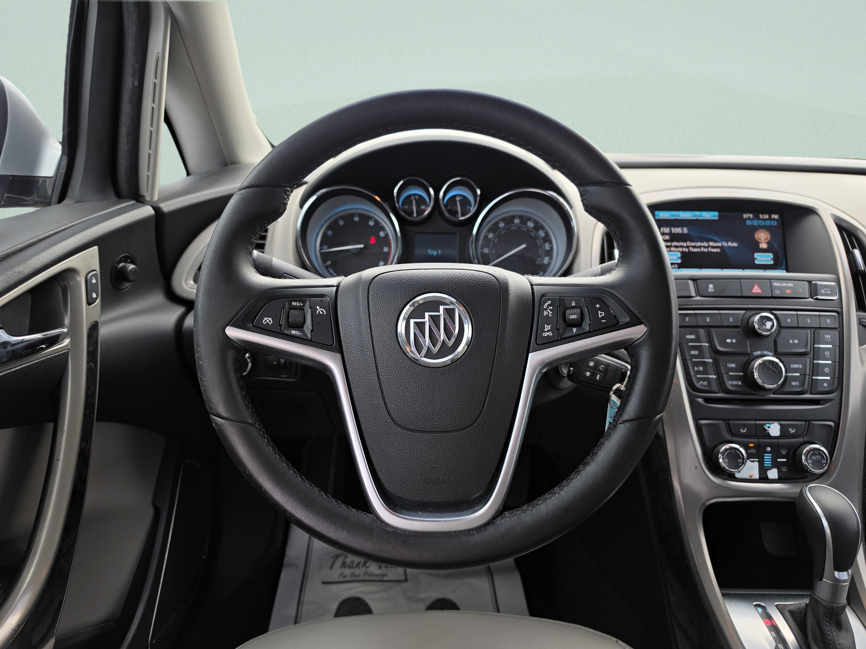 Used 2015 Buick Verano FWD image 18