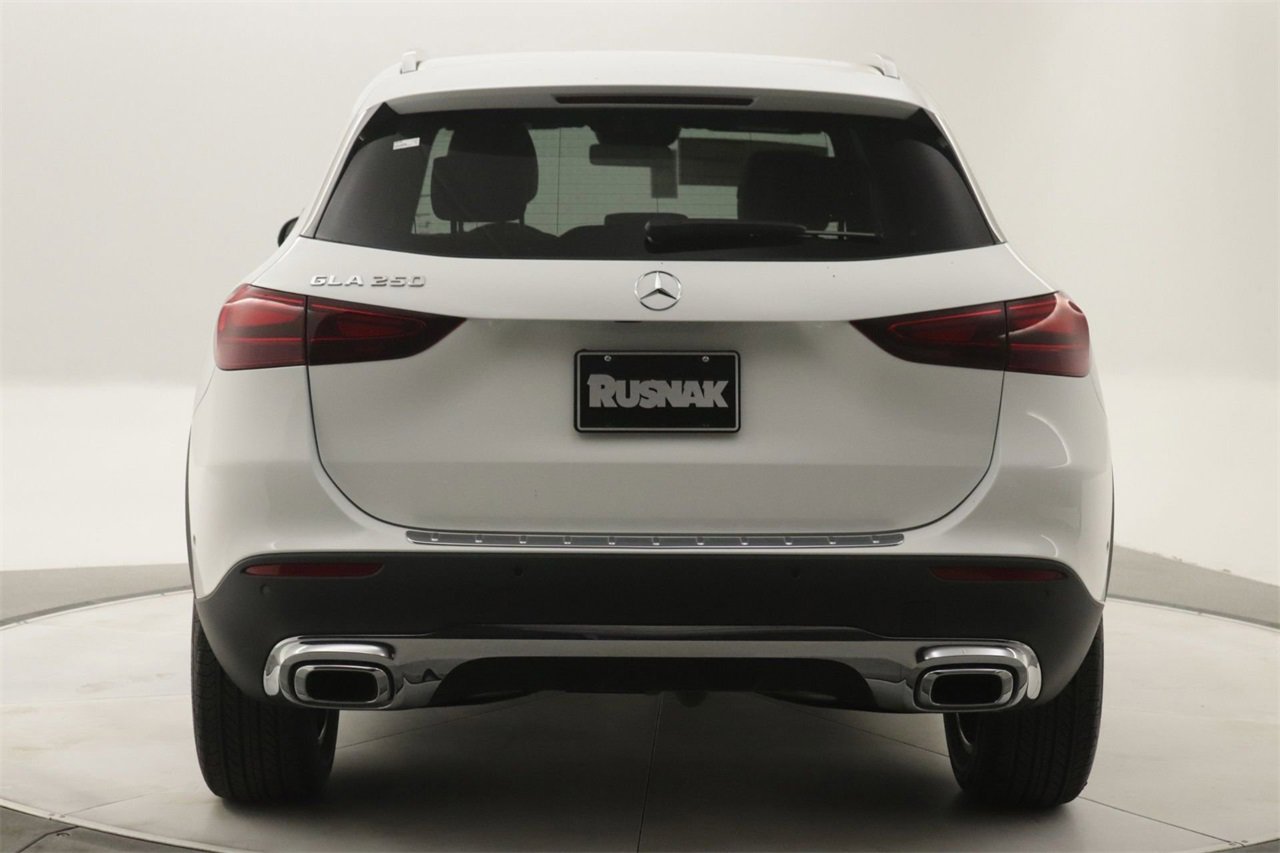 New 2025 Mercedes-Benz GLA 250 image 3