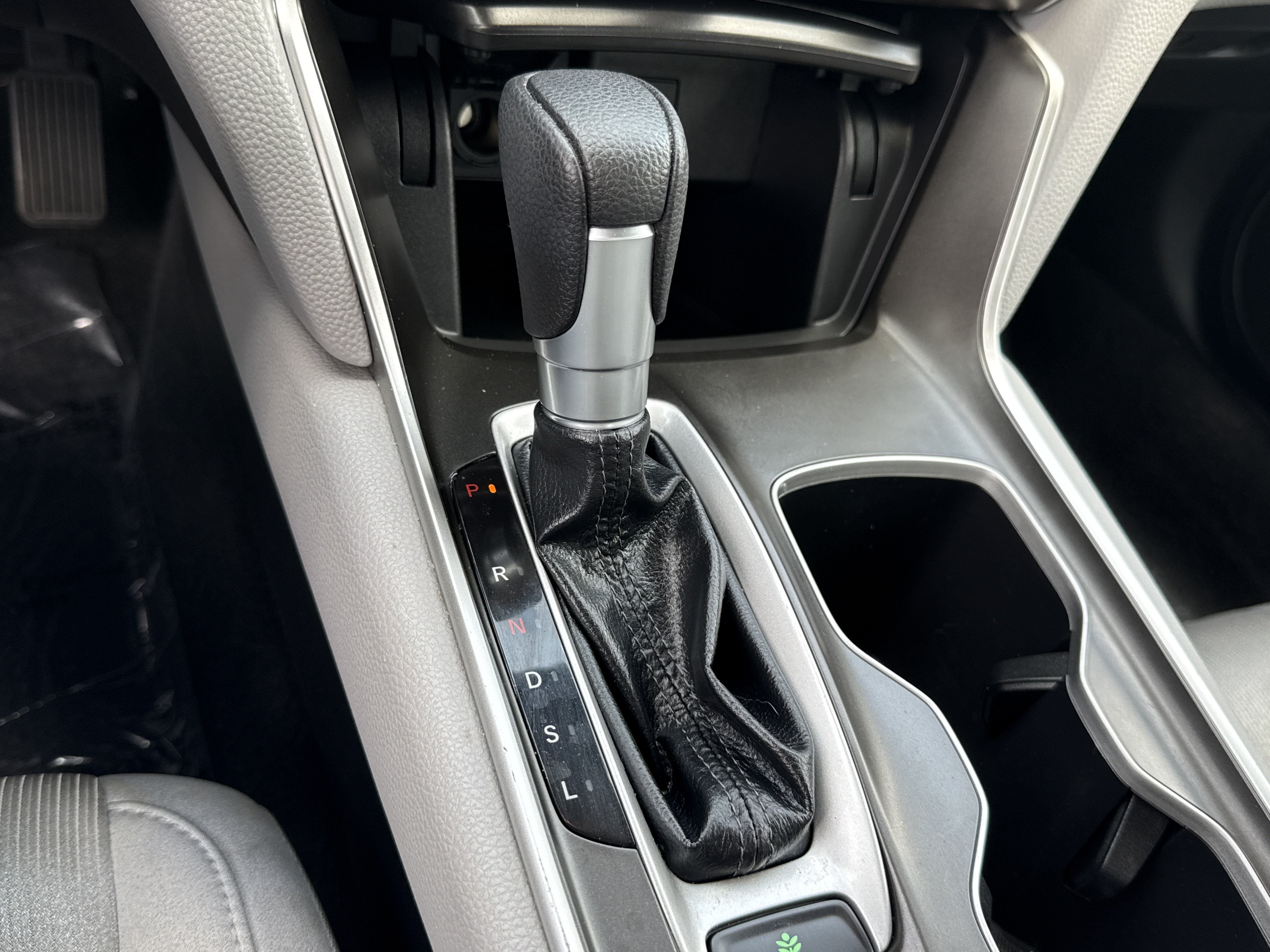 Certified 2019 Honda Accord EX image 32