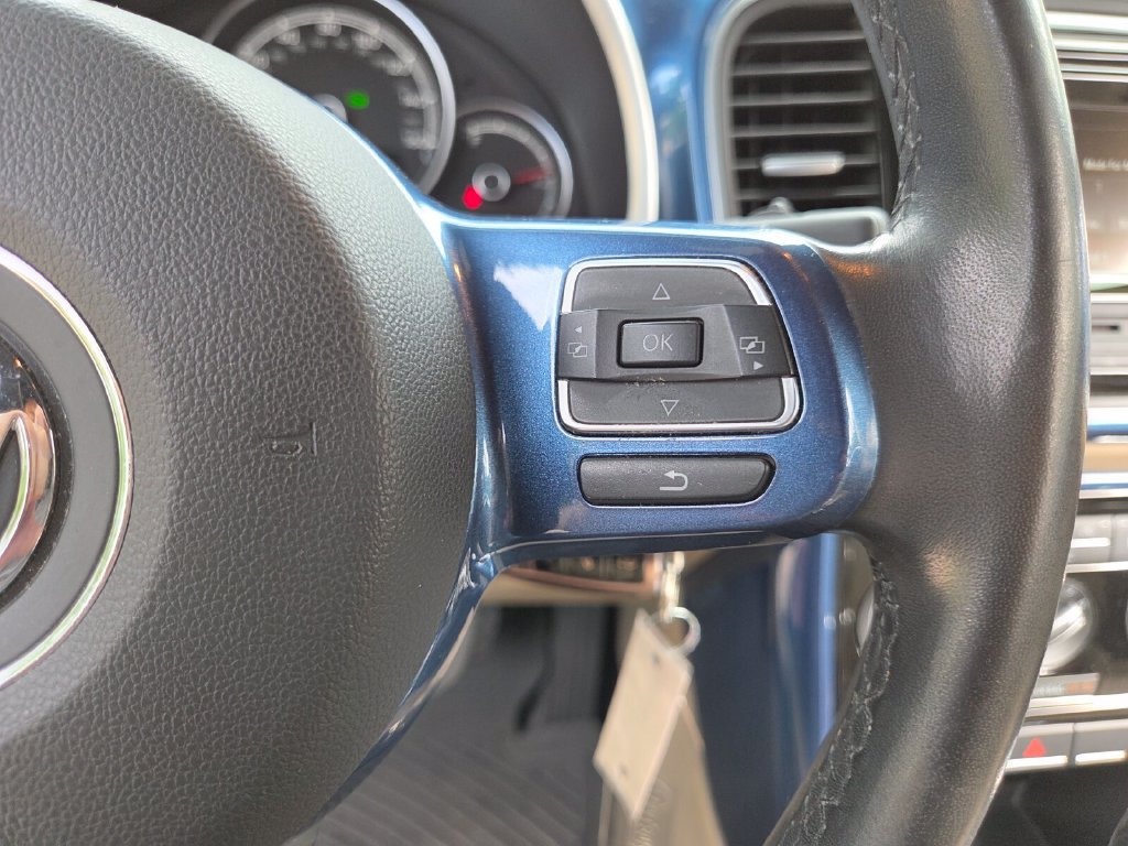 Used 2019 Volkswagen Beetle 2.0T S FWD image 30