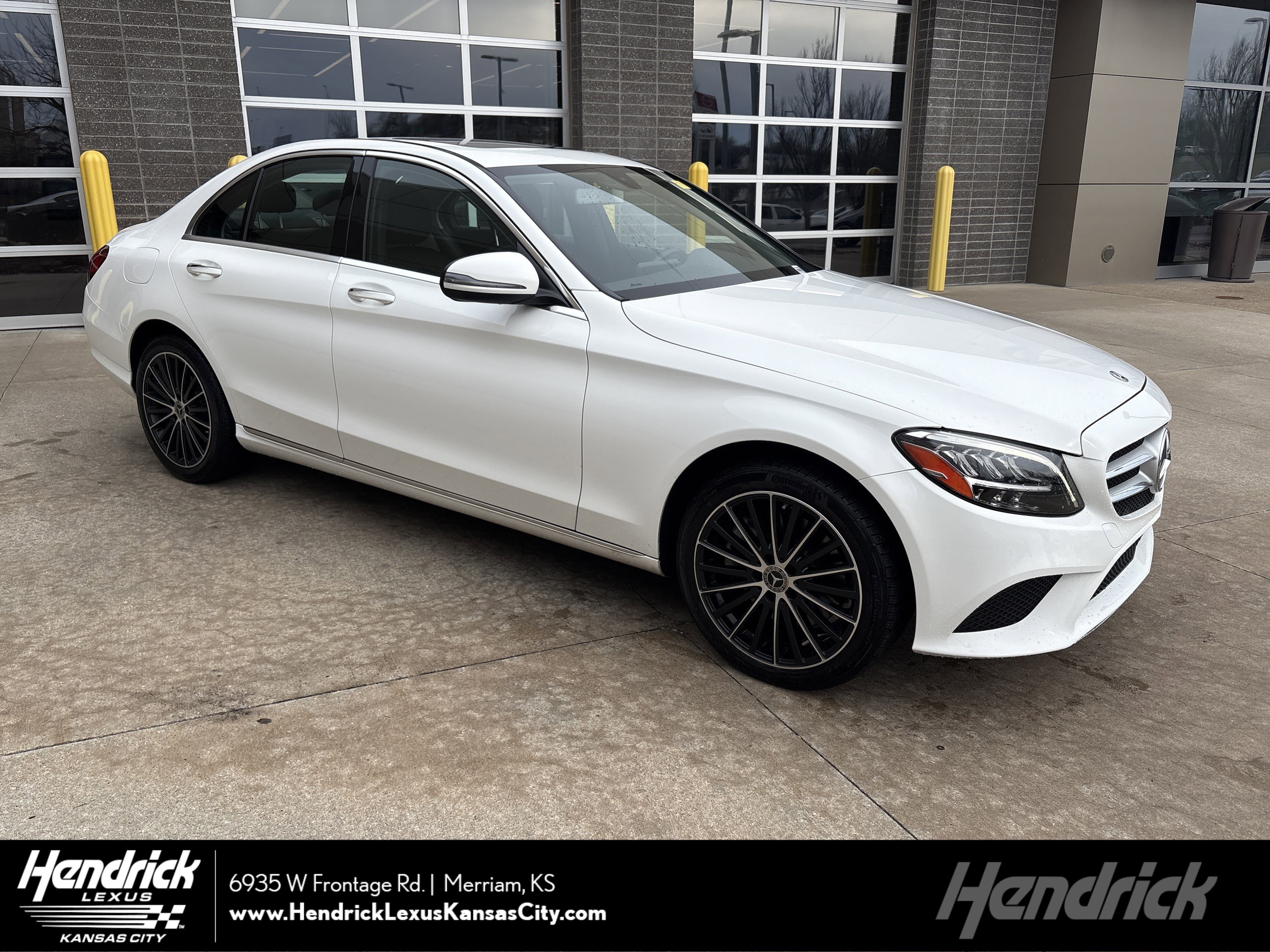 Used 2020 Mercedes-Benz C 300 4MATIC Sedan image 1