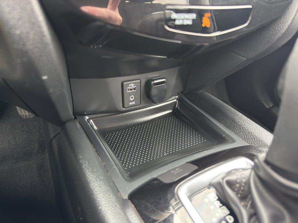 Used 2017 Nissan Rogue S w/ S Appearance Package image 20