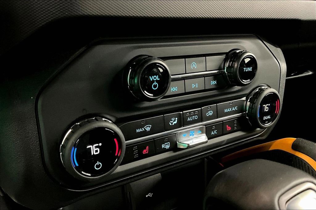 Used 2024 Ford Bronco Badlands AWD/4WD image 15